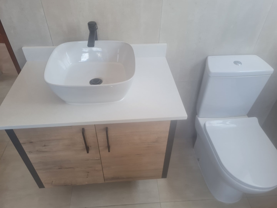 3 Bedroom Property for Sale in Somerton Estate Free State